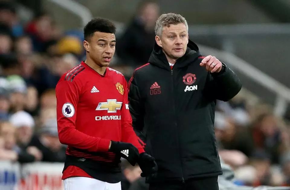 詹姆斯与东 詹姆斯与东